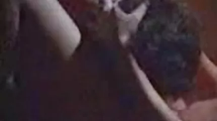 طلب وودمان من صديق له أن يمزق جمالًا بلون الشوكولاتة في مؤخرته سكس مصري جديد جدا